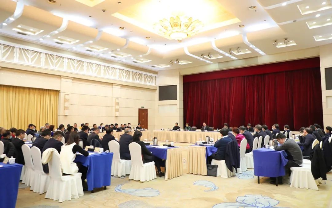 毛偉明省長出席全省民營企業(yè)家座談會，湘江電纜董事長侯少斌應邀參加